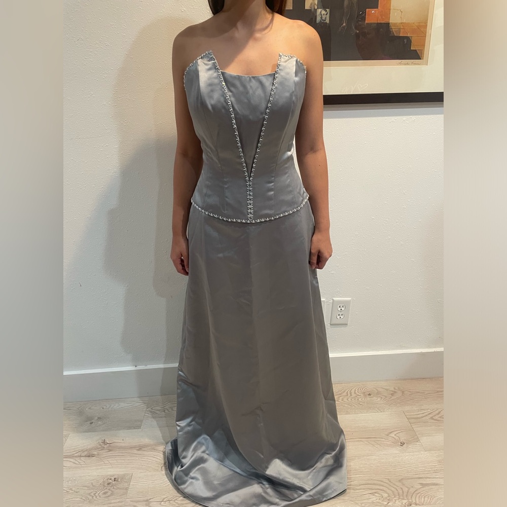 2 piece formal prom dress gown in platinum. Impression Brand polyester satinNWT